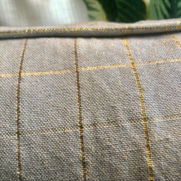 Holiday Snowflake Pillow - Picture 5 of 7